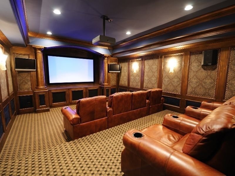 Revisão de sistemas de Home Theater em Curitiba